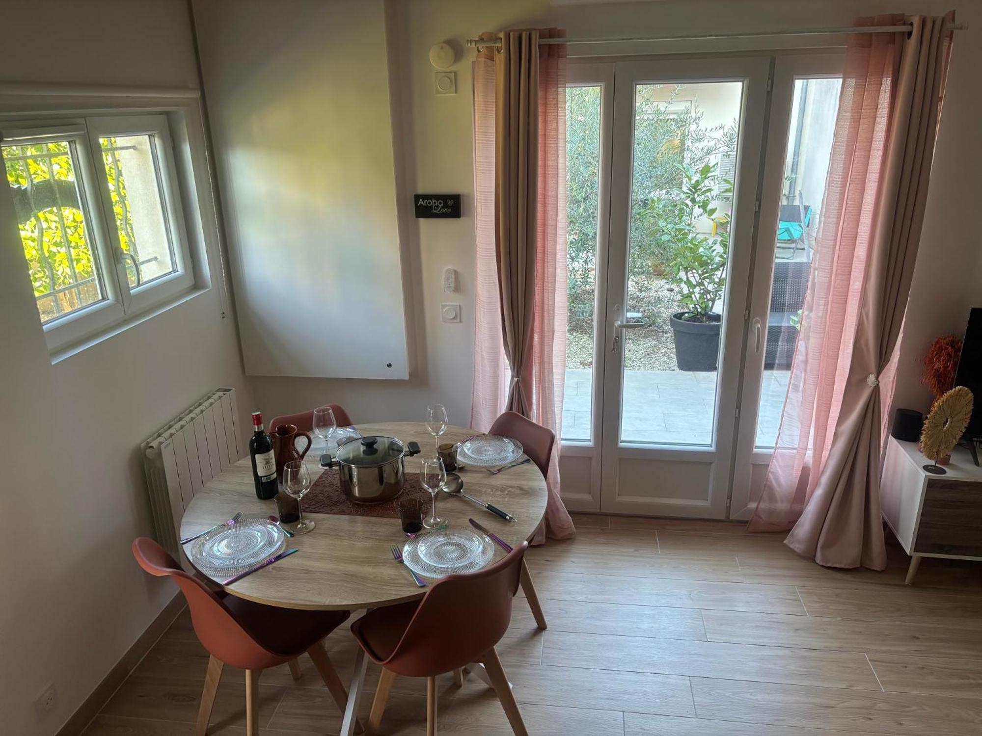 Charmante Maison Bord De Marne Maisons-Alfort Buitenkant foto